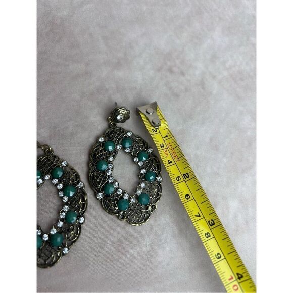 Vintage Turquoise and Gold Tone Earrings 1970s - Picture 5 of 5